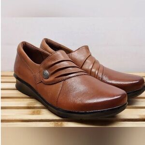 Clarks Women's Brown Hope Roxanne Leather Comfort Shoes Size 8.5 Wide Width